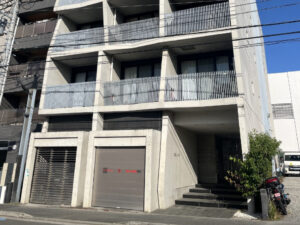 院が入っている建物の外観